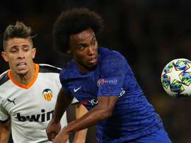 Willian says he asked to take the penalty which Barkley missed. GOAL