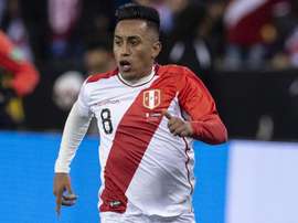 Cueva fica sem contrato no México: quais as opções do peruano ex-Santos e São Paulo?