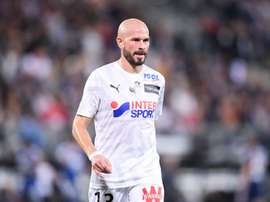 Christophe Jallet va retrouver son ancien club. GOAL