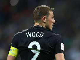 Chris Wood missed several chances as New Zealand lost to Mexico. GOAL