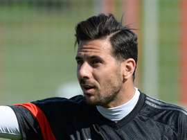 À bientôt 39 ans, Claudio Pizarro reprend du service du côté de Cologne. Goal