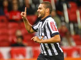 O Vasco pode perder pontos por escalar Clayton? Goal