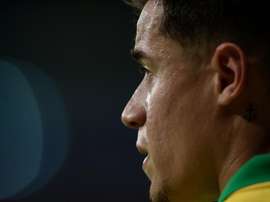 Tite protege Coutinho para tomar opções ruins no empate. Goal