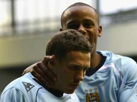 Craig Bellamy joins up with Vincent Kompany again at Anderlecht. GOAL