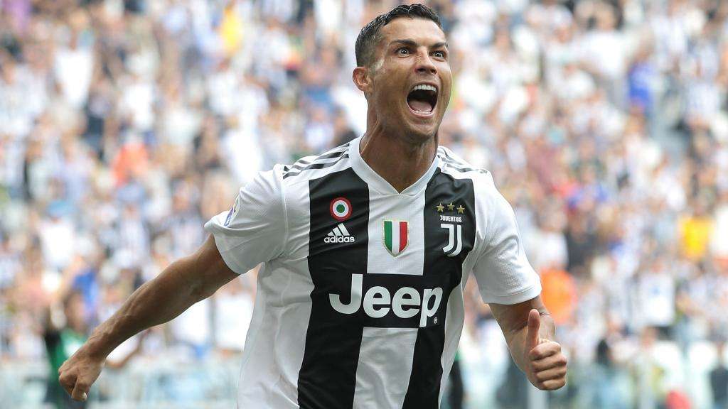 Ronaldo To Start Out Wide In Sarri S Juventus Besoccer