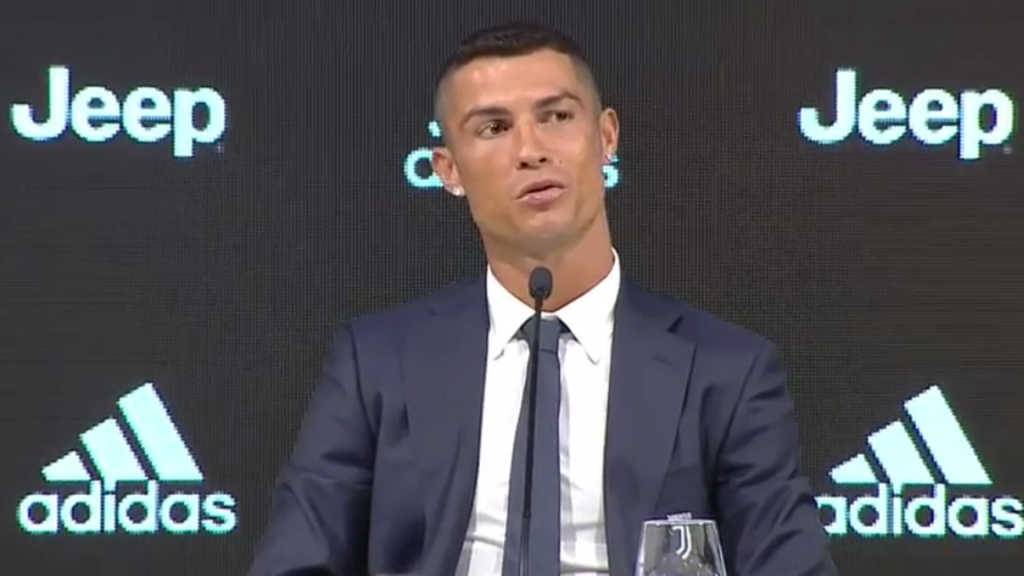Ronaldo signe son premier doublé avec la Juve (Vidéos) Ronaldo signe son premier doublé avec la Juve (Vidéos)