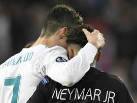 Ex-jogador brasileiro diz que Neymar faria parceria de sucesso com Cristiano Ronaldo. Goal
