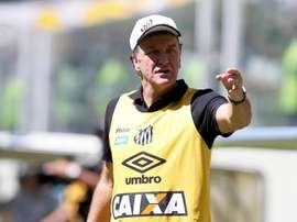 Jardine sai e Cuca chega. Goal
