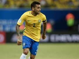 Dani Alves, forfait. Goal