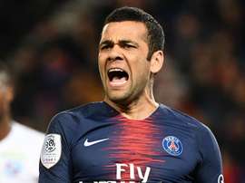 Dani Alves PSG Strasbourg
