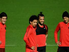 Alves is not yet fit. GOAL