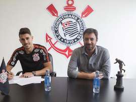 A lateral-esquerda do Corinthians não tem um titular absoluto. Goal