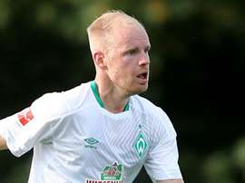 Johan Cruyff once likened Klaasen's style to that of Xavi. GOAL
