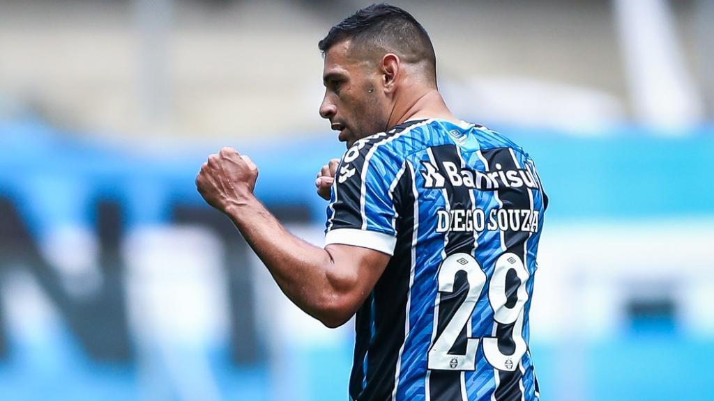 Diego Souza Ja Tem Data Marcada Para Se Aposentar E Devera Ser Pelo Gremio Besoccer
