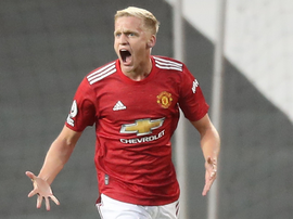 L'agent de Van de Beek met la pression sur Man Utd. goal