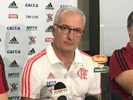 Dorival tem dificuldades para montar o time. Goal