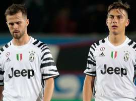 Les joueurs de la Juve Dybala et pjanic. Goal