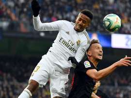 Le Real Madrid ne compte pas céder Eder Militao. Goal
