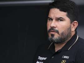 Quem é o treinador do Botafogo?