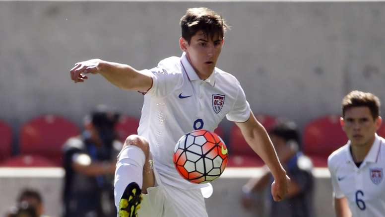 Emerson Hyndman Joins Rangers On Loan Besoccer