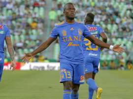 Santos Laguna 3 Tigres UANL 2 (agg 3-5): Valencia leads visitors into final