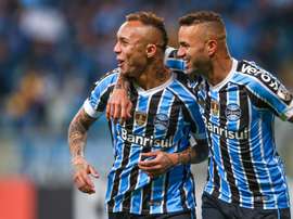 Renato diz que Luan e Everton não melhoraram e estão fora do jogo de ida contra o River