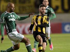 Felipe Melo Nahitan Nandez Penarol Palmeiras Libertadores 26042017