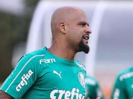 É aniversário do Felipe Melo. Goal