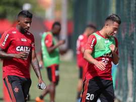 Segue o líder. Goal
