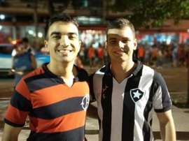 Flamenguistas e botafoguenses torcem juntos no Maracanã. Goal