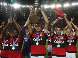 Réver brinca com Dourado e revela a única coisa que não pode entrar no Flamengo