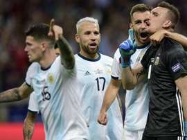 Seleções entram em campo pela última rodada do Grupo B da Copa América. Goal