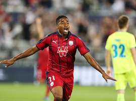 Kamano est en forme. Goal