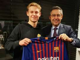De Jong vuole seguire le orme di Messi. Goal