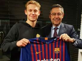 De Jong: I spoke to PSG and City before signing for Barca
