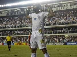 Santos vence e encaminha classificação. Goal