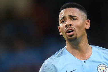 Gabriel Jesus admite queda de rendimento na carreira: 'Dei uma parada'