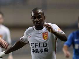 Gael Kakuta chasing the ball. Goal