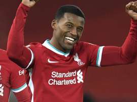 Wijnaldum dément les rumeurs sur son avenir. goal