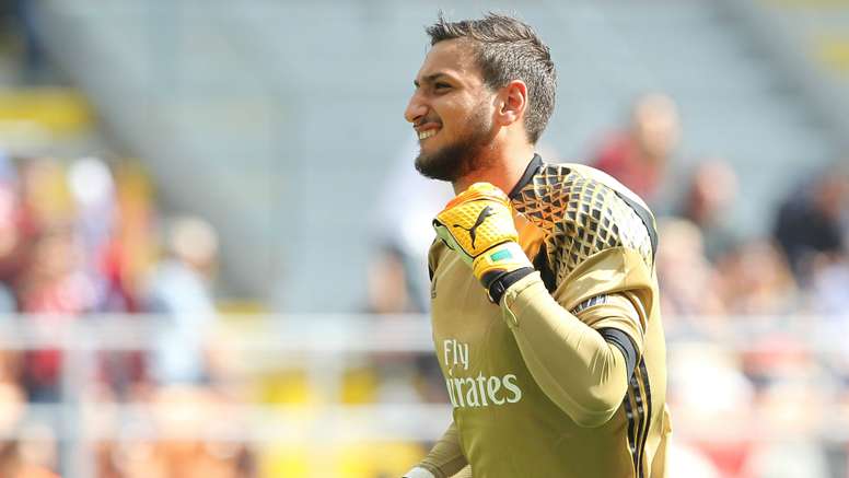 Abbiati Urges Donnarumma To Stay Amid Talk Of New Ac Milan Deal Besoccer