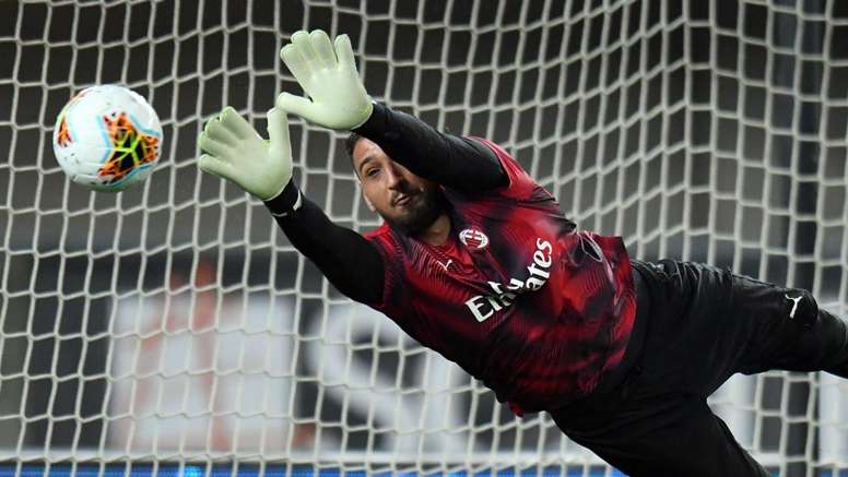 Donnarumma A Picture Of Mature Calm Amid Derby Noise Besoccer