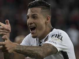 O Sevilla tem interesse em negociar Guilherme Arana, que pretende voltar ao Brasil. Goal