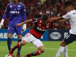Cuellar é um dos poucos jogadores com moral com a torcida do Fla. Goal