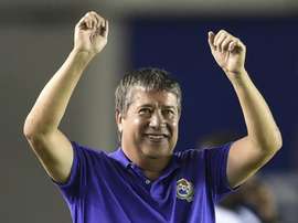 Panamá tem técnico com bagagem em Copa do Mundo, mas experiências são frustradas
