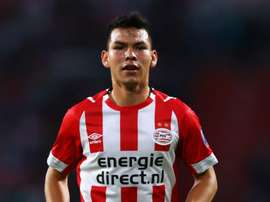 Lozano arrives at Napoli. GOAL