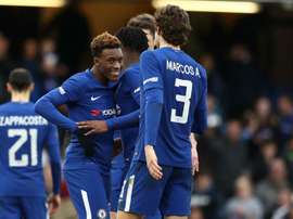 Left back has urged the youngster to stay at Chelsea. GOAL