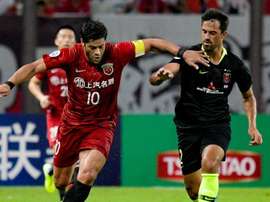 Hulk got a double for Shanghai SIPG in their AFC CL 1st leg tie. GOAL