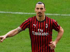 Pas de complication pour Ibra, réévaluation dans dix jours. GOAL