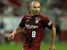 Both Iniesta and Torres suffered defeat on their first appearances in the J.League. GOAL