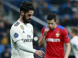 Isco continues to be at war with his manager. GOAL